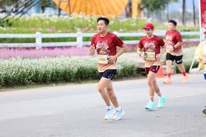 BIB: 
                            <button type="button" onclick="openModal(27853943)" class="btn btn-primary btn-sm float-right btn-popup" data-toggle="modal" data-target=".modal-high-quality">
                        <i class="fas fa-shopping-cart"></i> Add to Cart
                    </button>
                                            <button type="button" onclick="isThisMe(27853943, true)" class="btn btn-success btn-sm float-right btn-popup btn-isme hidden" data-toggle="tooltip" data-placement="bottom" title="นี่คือรูปของคุณใช่ไหม คลิกที่นี่เพื่อเอาเข้าอัลบั้ม">
                        <i class="fas fa-plus"></i> Add to album
                    </button>
                    <button type="button" onclick="isThisMe(27853943, false)" class="btn btn-warning btn-sm float-right btn-popup btn-isnotme hidden">
                        <i class="fas fa-ban"></i> Remove from album
                    </button>